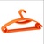 普润 彩虹防滑衣架 干湿两用衣架 挂衣架-橙色（EC5108）(10只装)第2张高清大图