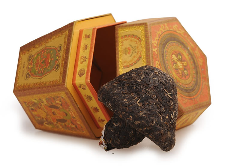 2009年&nbsp;下关&nbsp;六面佛 紧茶生沱&nbsp;250克/盒  产品裸沱