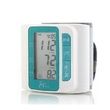 语音腕式血压计全自动电子血压计手腕式血压计 高血压测量仪 语音血压计