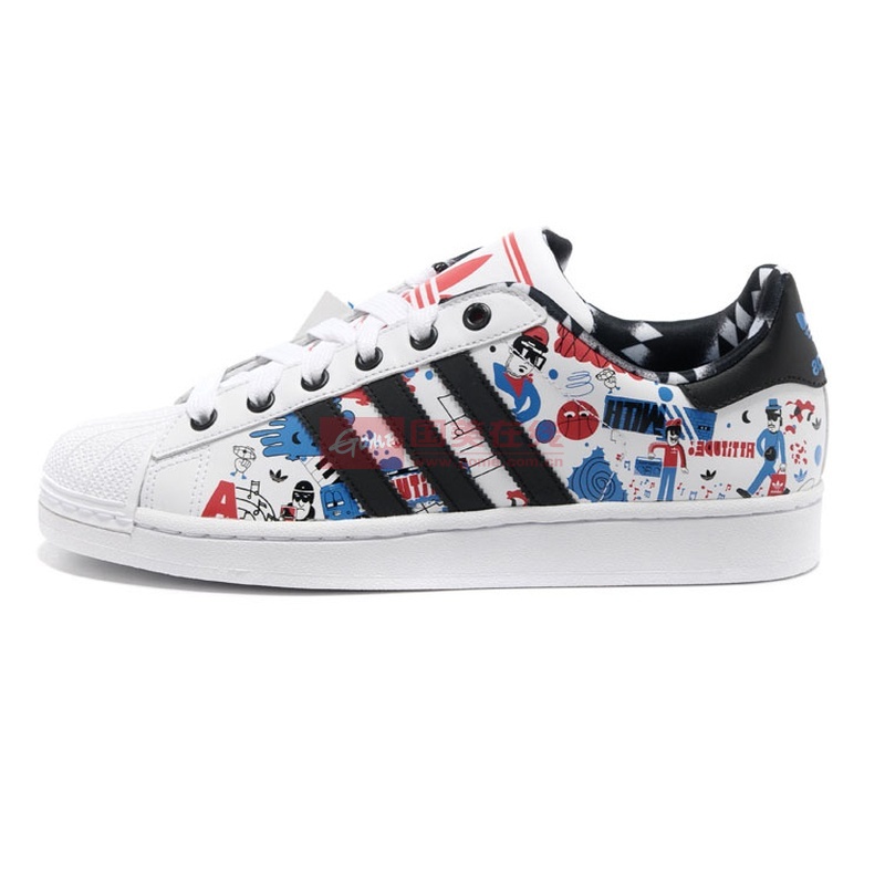 adidas阿迪达斯涂鸦系列情侣款休闲跑步鞋(动漫涂鸦 43.5)